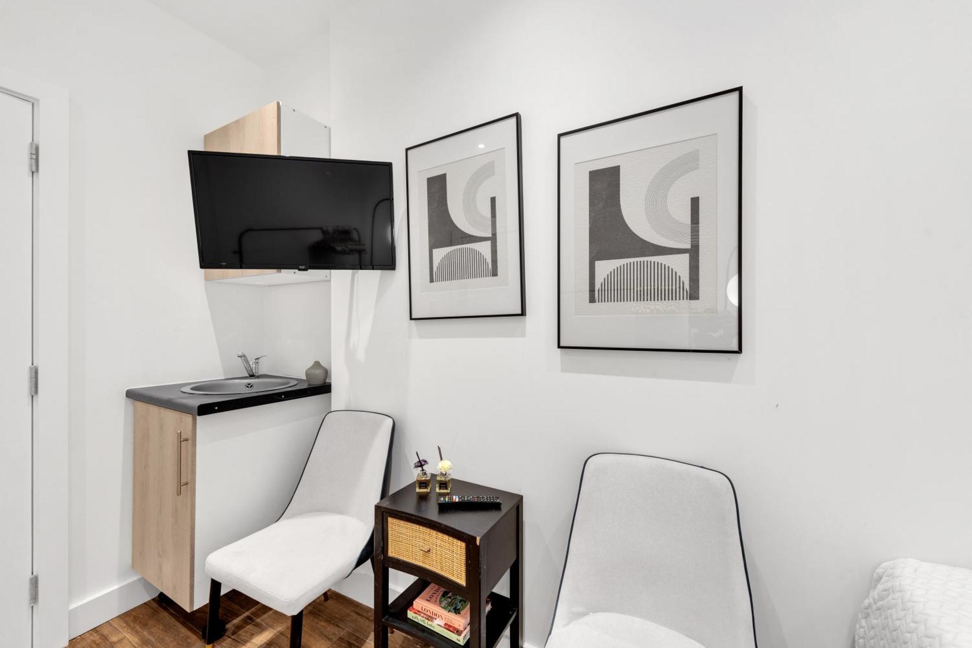 Petite Bliss, Charming Hideaway Apartment *