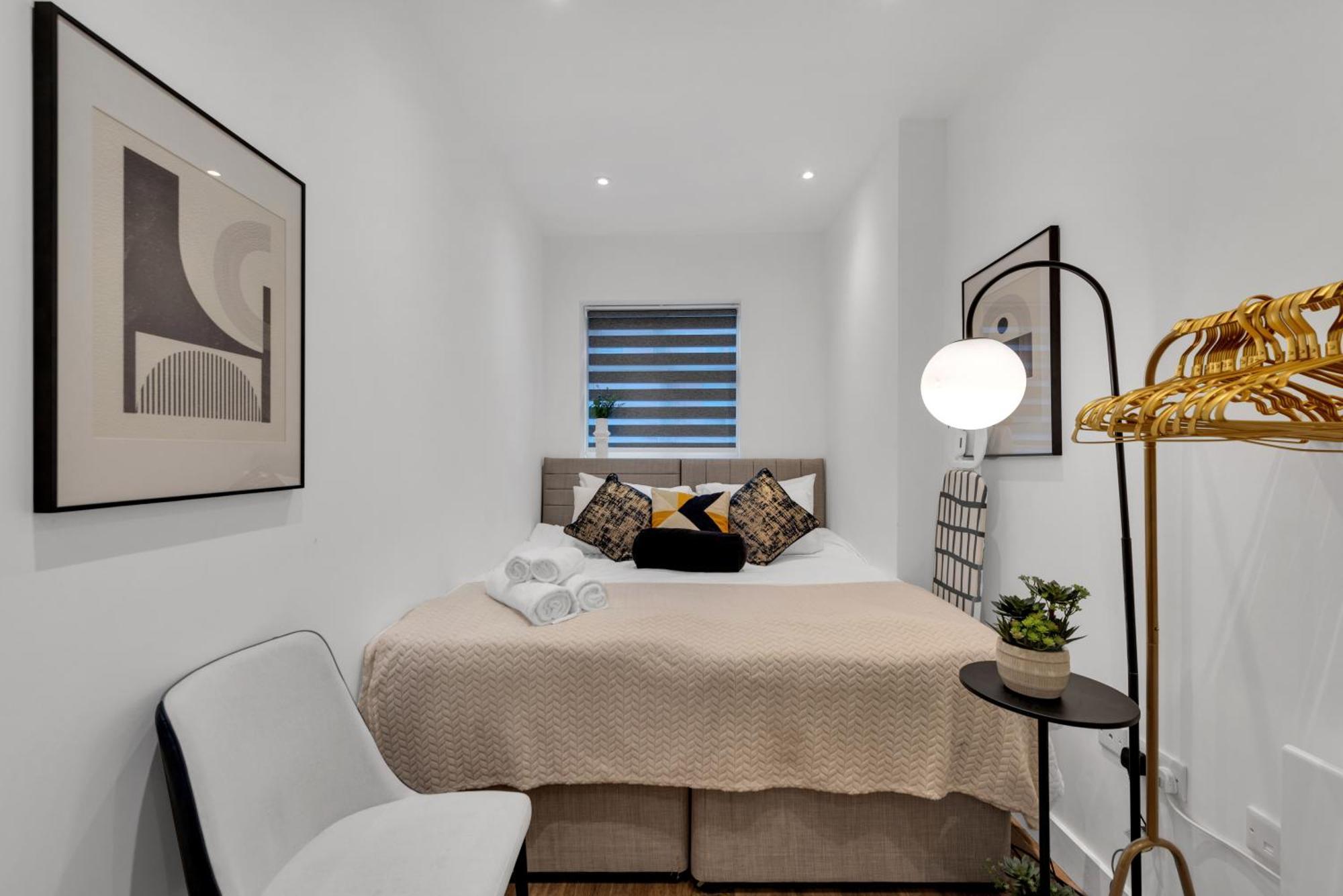 Petite Bliss, Charming Hideaway Apartment Hanwell